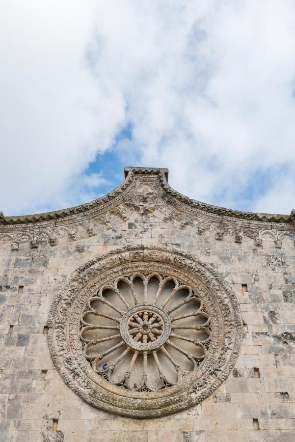 Palazzo Le Cupole By Wonderful Italy Apartment Ostuni Bagian luar foto